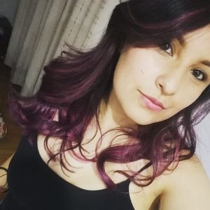 Meet your Posher, Marcela